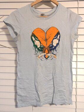 "Meet me in Montauk" Tee Fury Shirt S